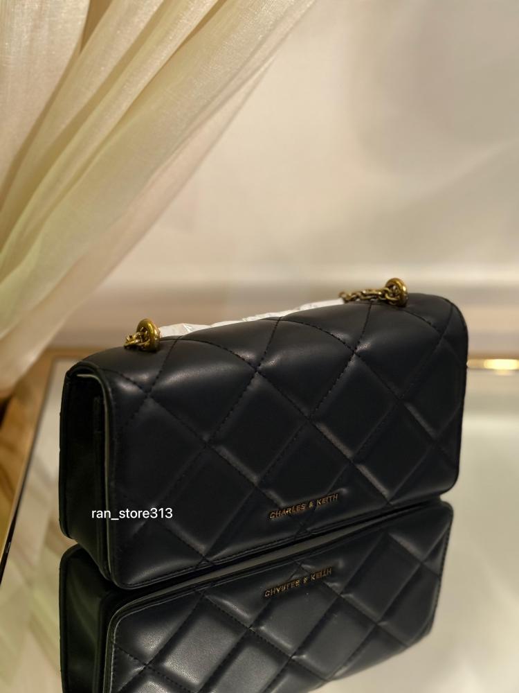 Paffuto Quilted Chain-Handle Long Wallet