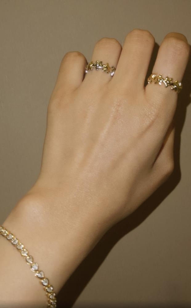 Gold StarEssential Ring