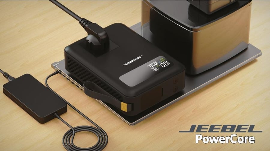 بنك طاقة متعدد المخارج – JEEBEL PowerCore 27000mAh - طاقة متكاملة لأجهزتك في أي وقت