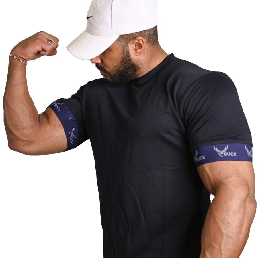 T-Shirt with Elastic Sleeves