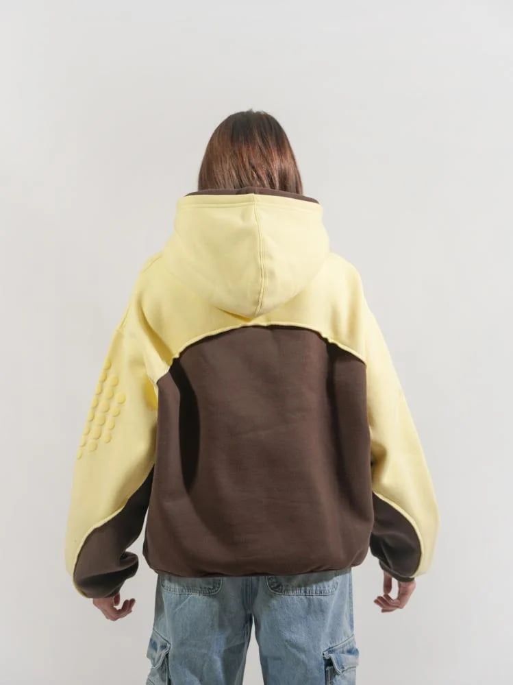 Heavy winter hoodie in two colors with double cap - brown