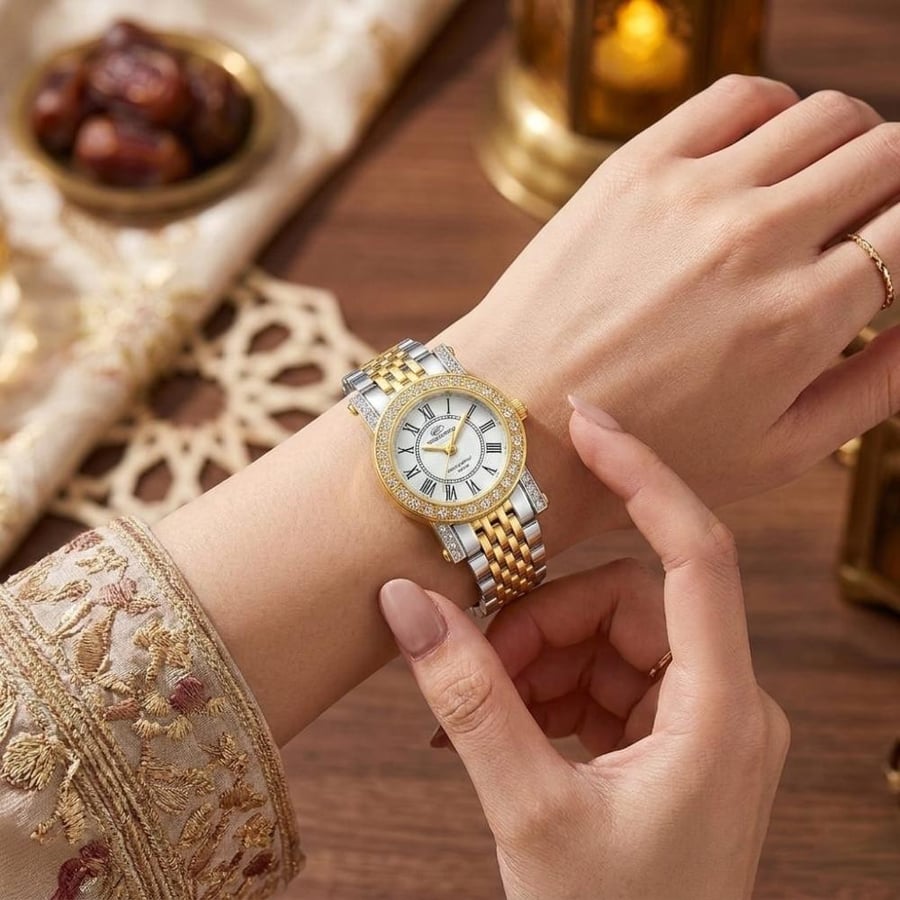 ساعة لويس مارتن نسائيه شكل بياجت  Louis Martin