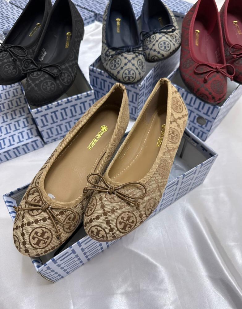 Tory Burch shoe