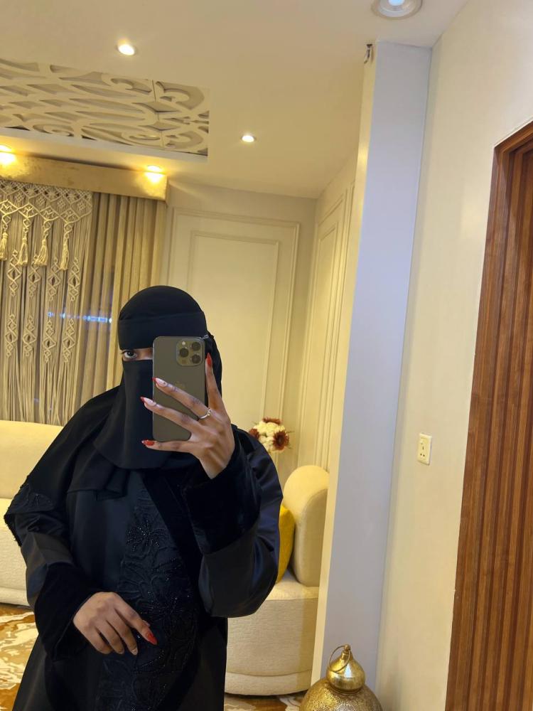 عباية فخمة