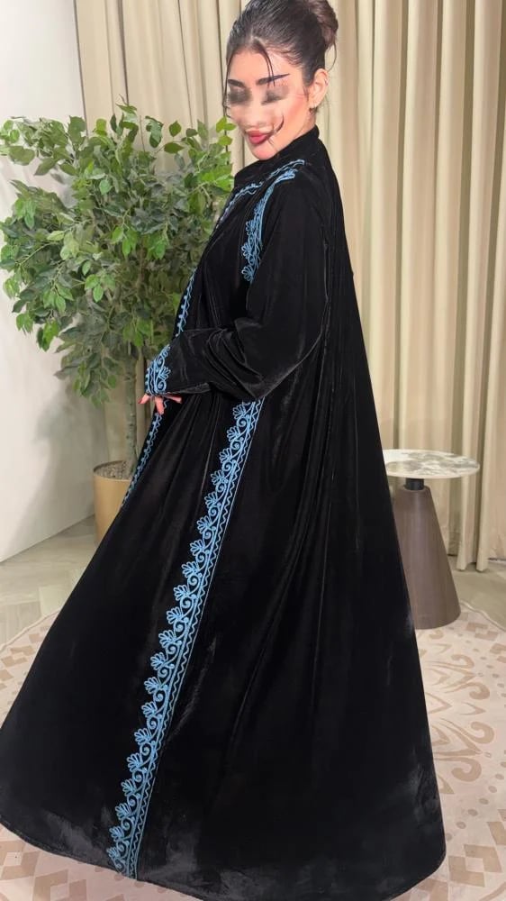 لالي