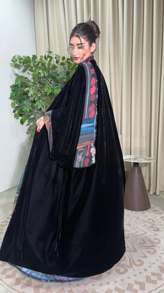 ربي مخمل اسود