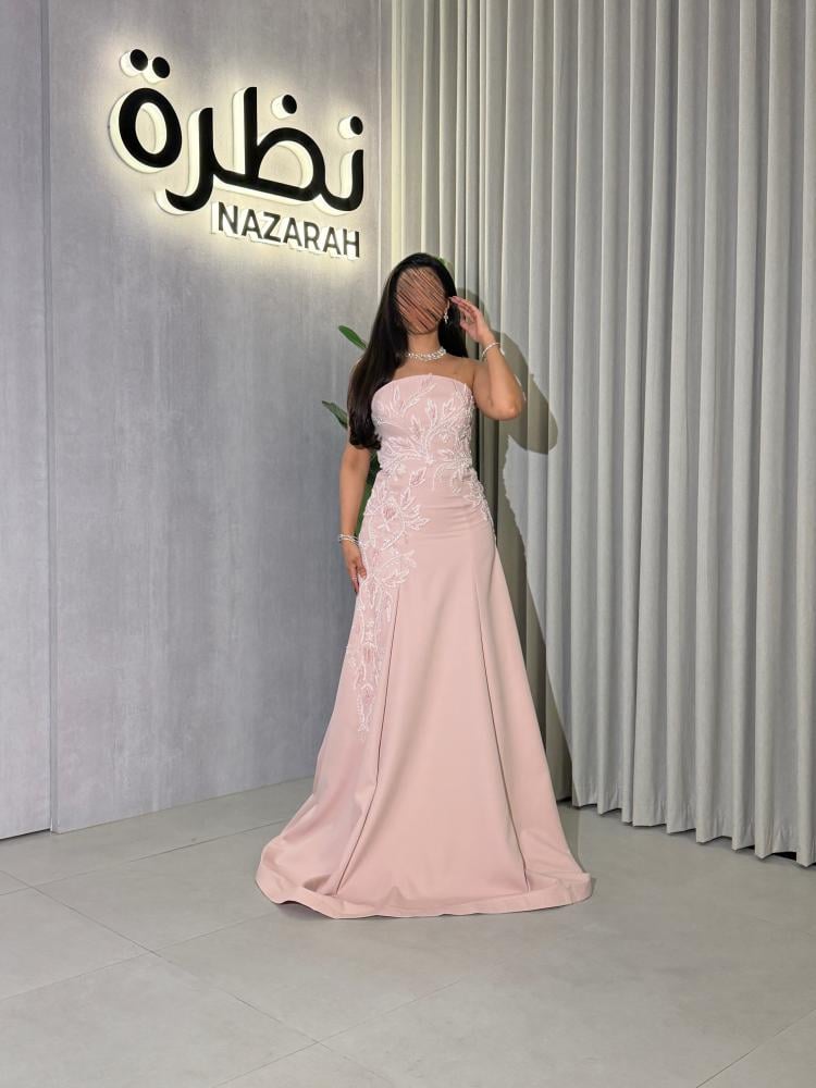فستان كريب بتطريز مميز