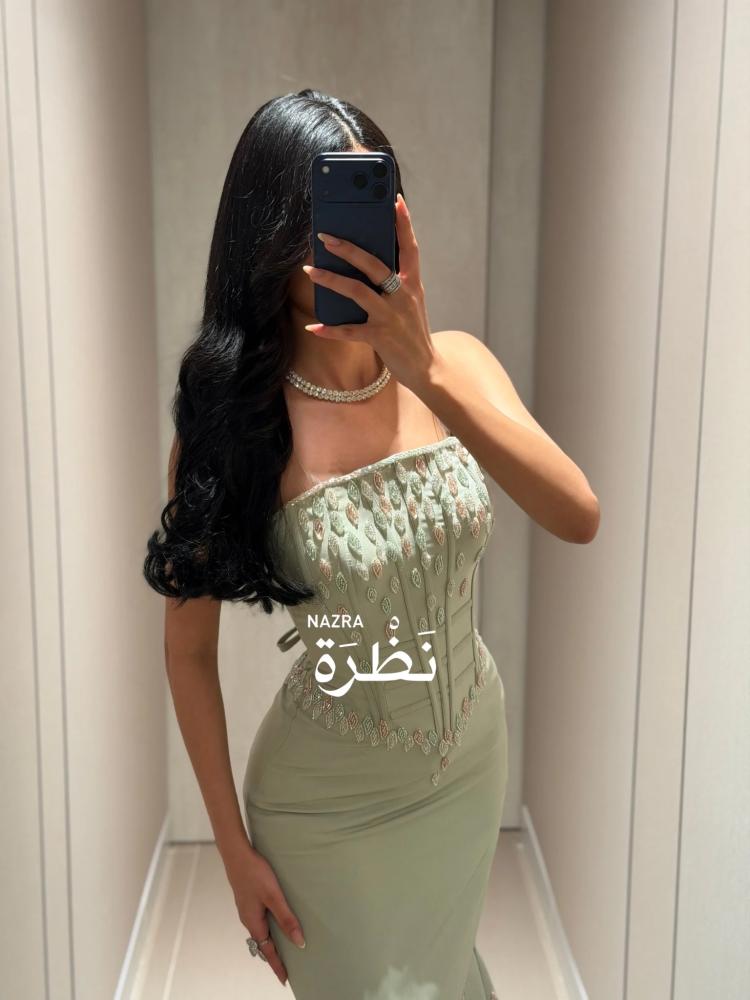فستان سهرة كويب بقصة كورسيه