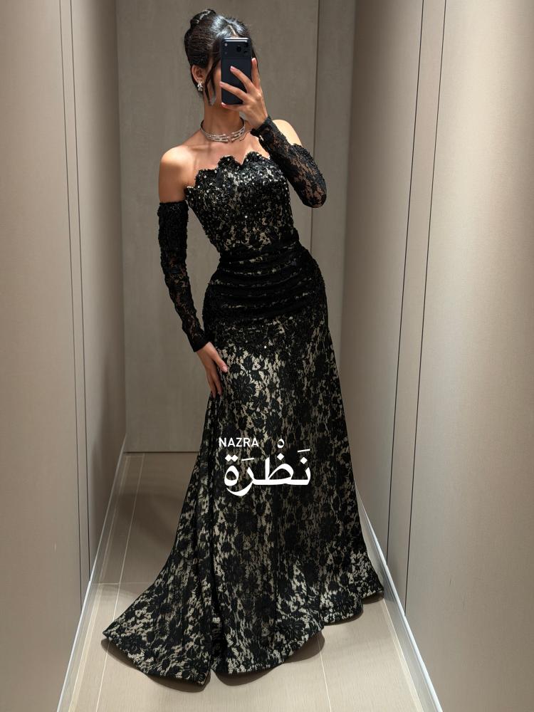 فستان سهره مع تديخلات دانتيل