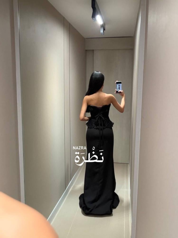 فستان كورسيه بتفاصيل مميزه