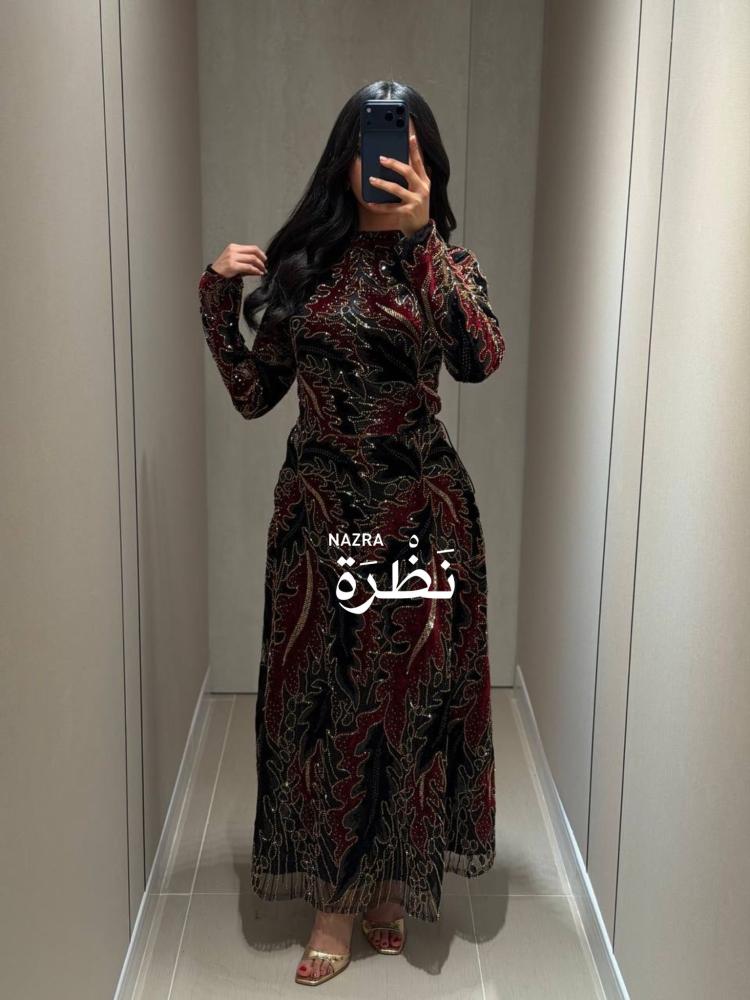 فستان بتصميم مميز لول