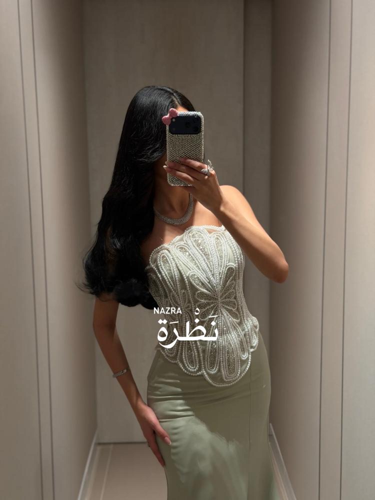 فستان  كورسيه بقصة مختلفه