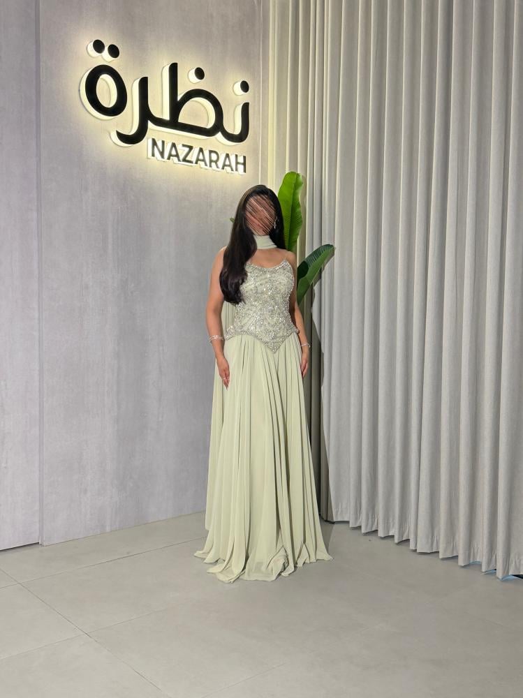 فستان كورسيه مع شال شيفون
