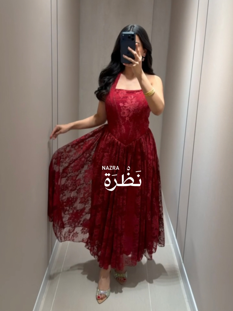 فستان دانتيل