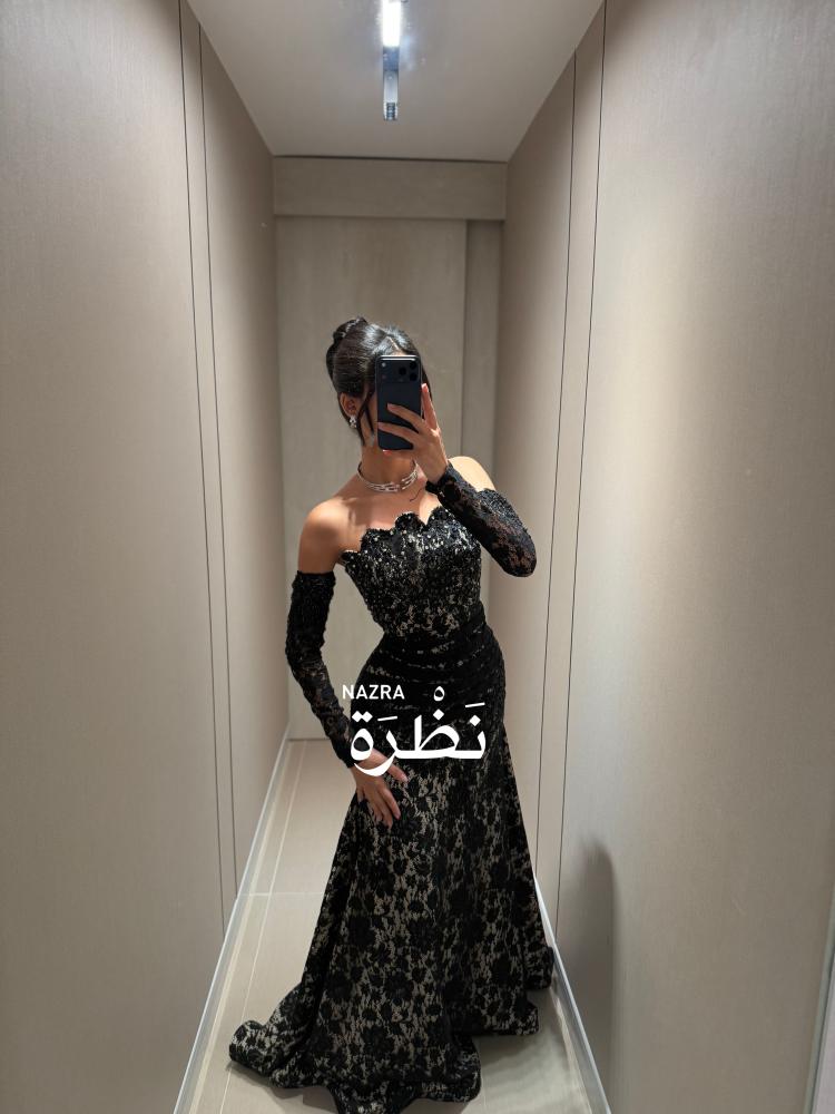 فستان سهره مع تديخلات دانتيل