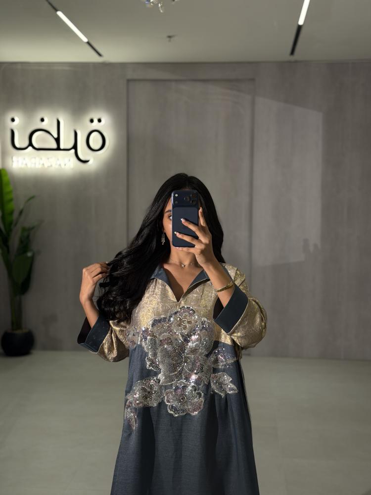 جلابية بتصميم أنيق