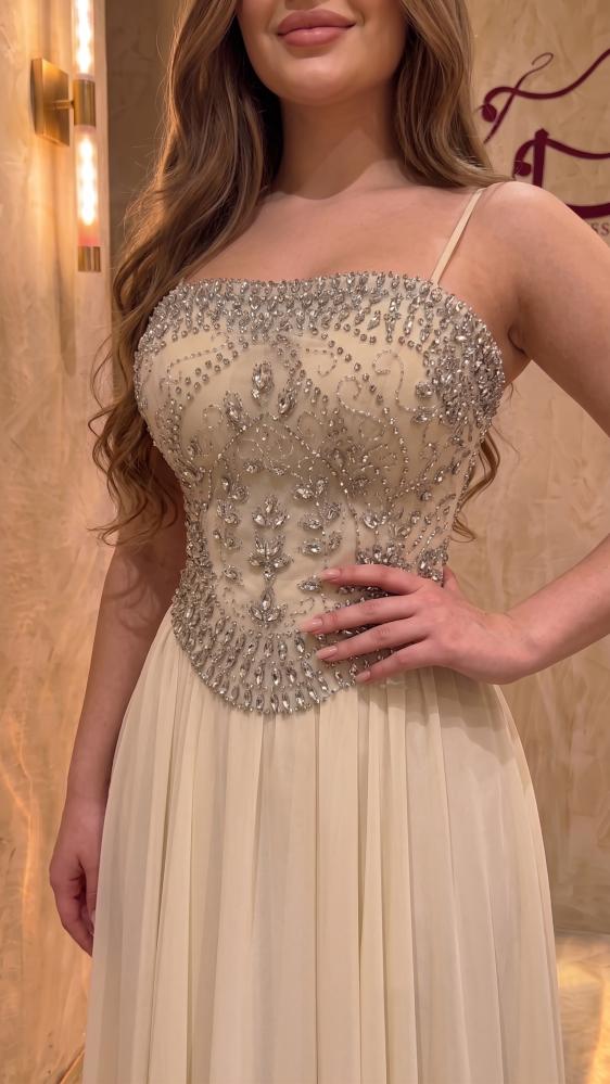 فستان ميغا