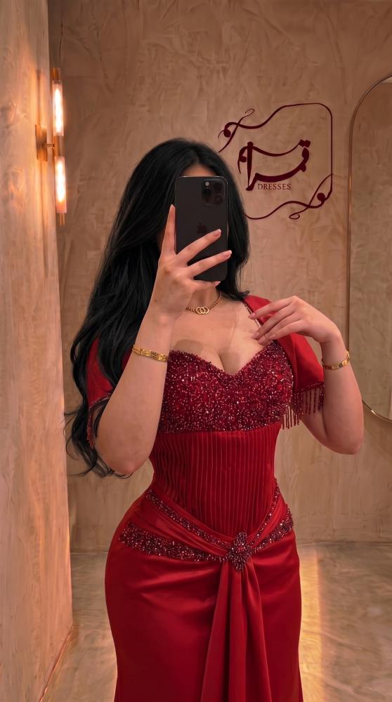 فستان تماني