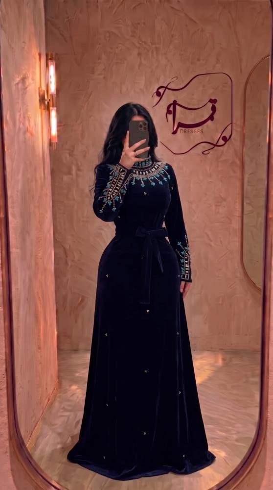 فستان لطفه