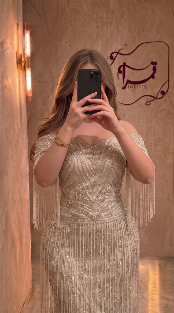فستان شيوخه الهدب
