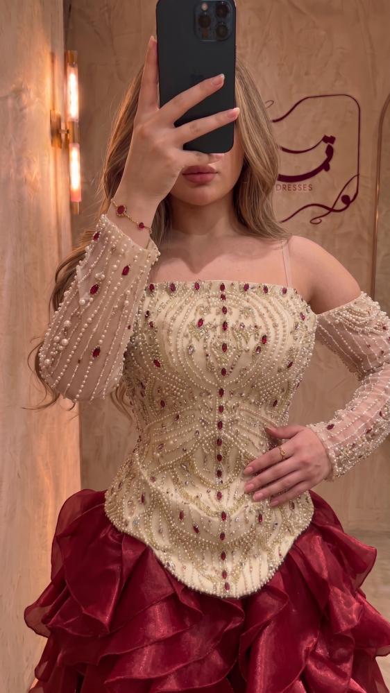 فستان ياقوته