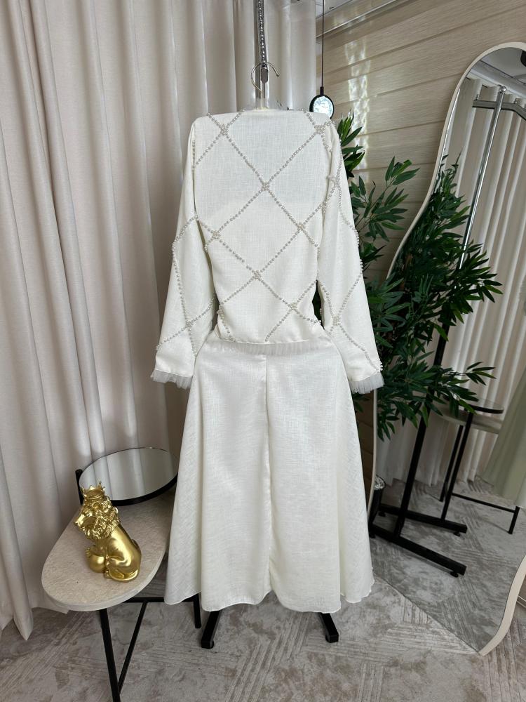 Dress + Sadriri "Linen with embroidery lol