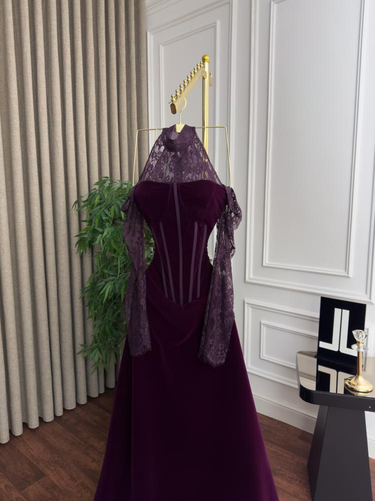 Velvet dress with lace purple color