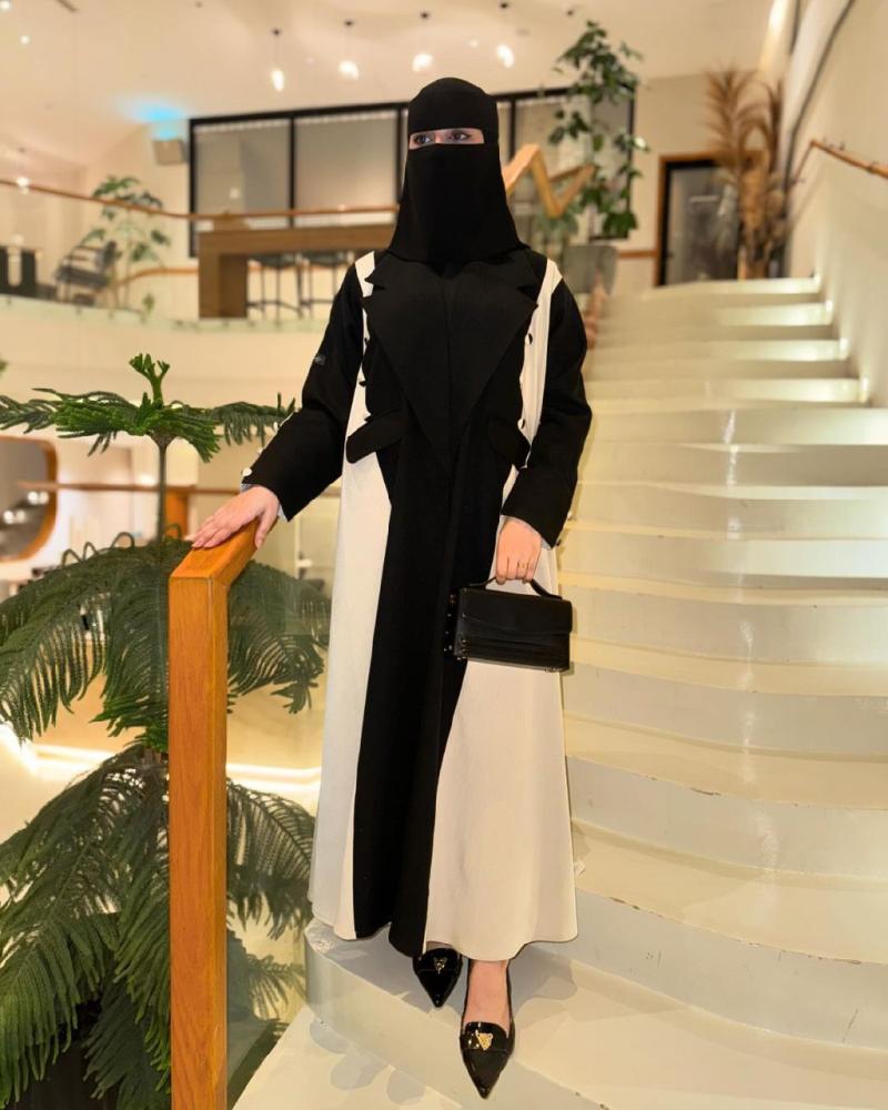 عباية  السفر واللقائات
