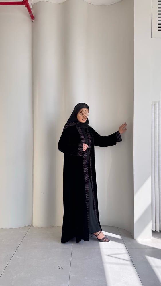 عباية تطريز