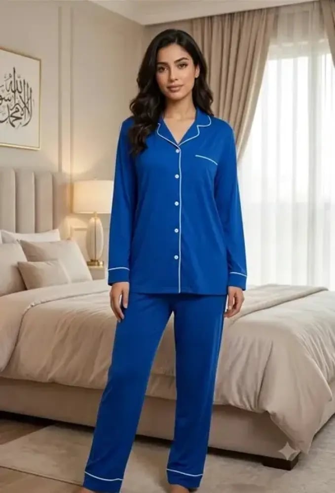 طقم بيجامة نسائي أزرق ملكي كلاسيكي - قميص وبنطال بتصميم سادة