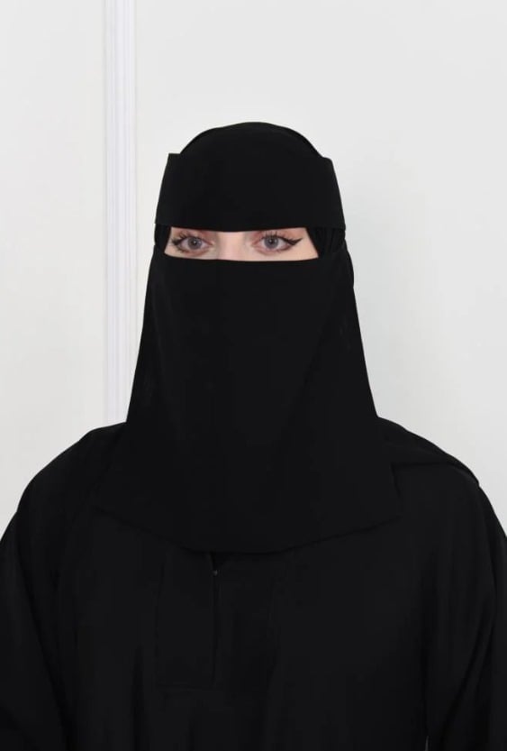 نقاب مطاط منكس طويل