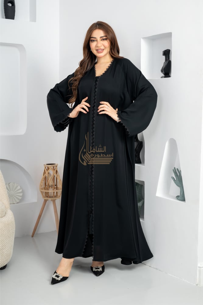 عبايه كلوش تفاصيل المثلثات -رقم المودل 403