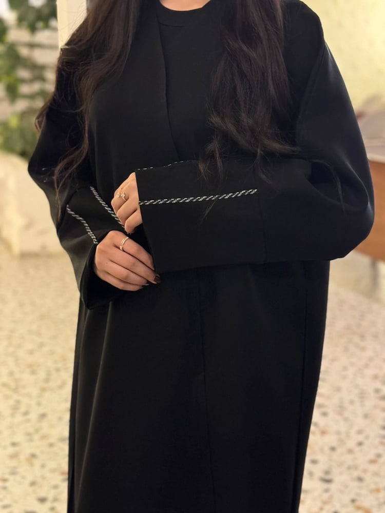 عباية عهد عباية ساده بتدخيلة على الكم