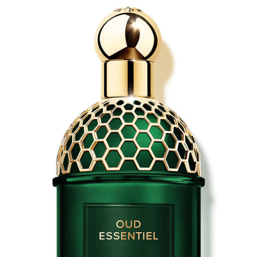 عطر عود إيسينشيال