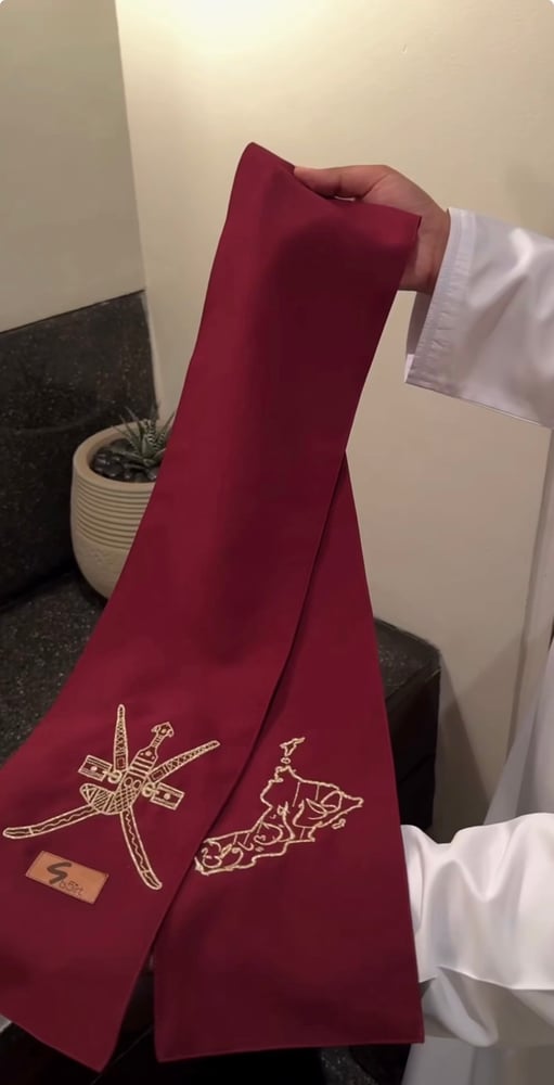 وشاح اليوم الوطني العماني