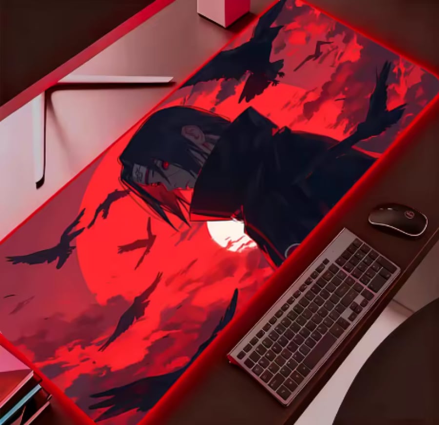 لوحة ماوس بإضاءة خلفية RGB N-naruto Itachi Uchiha أنيمي Gabinete ألعاب الكمبيوتر LED حصيرة مكتبية لوحة المفاتيح ملحقات الألعاب لوحة الماوس