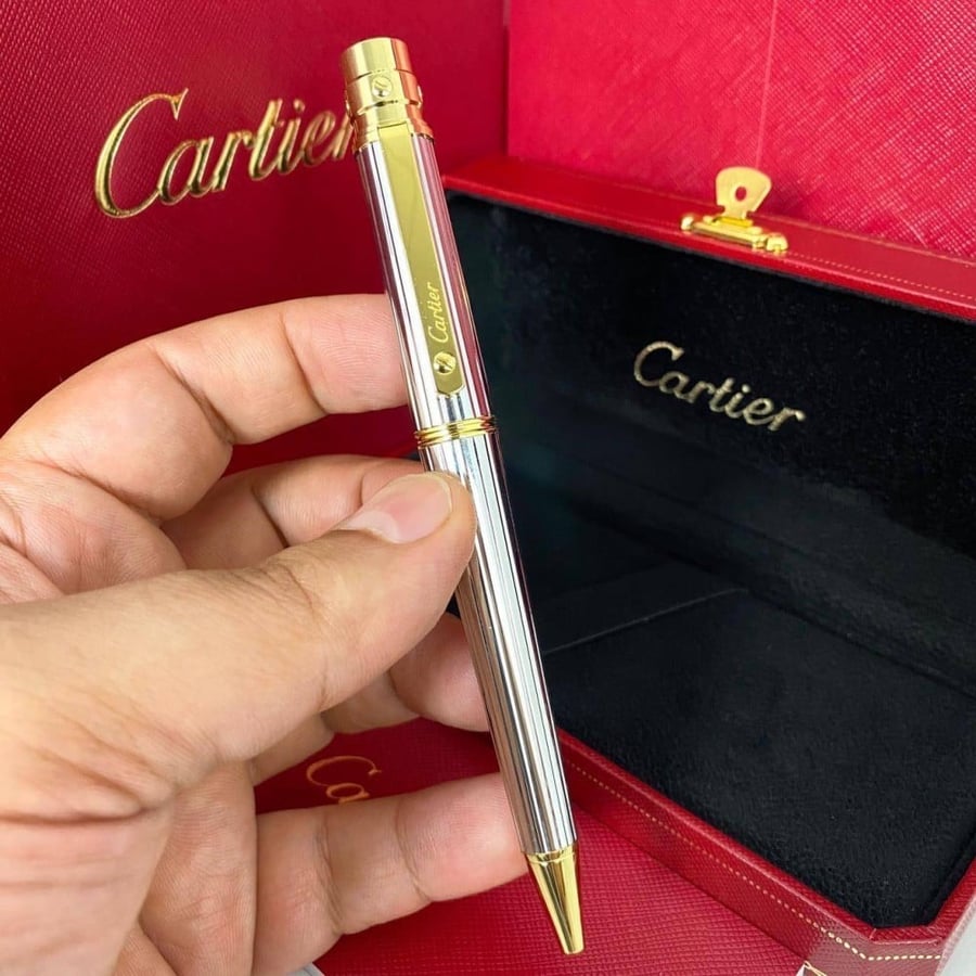 Cartier pen with coordination
