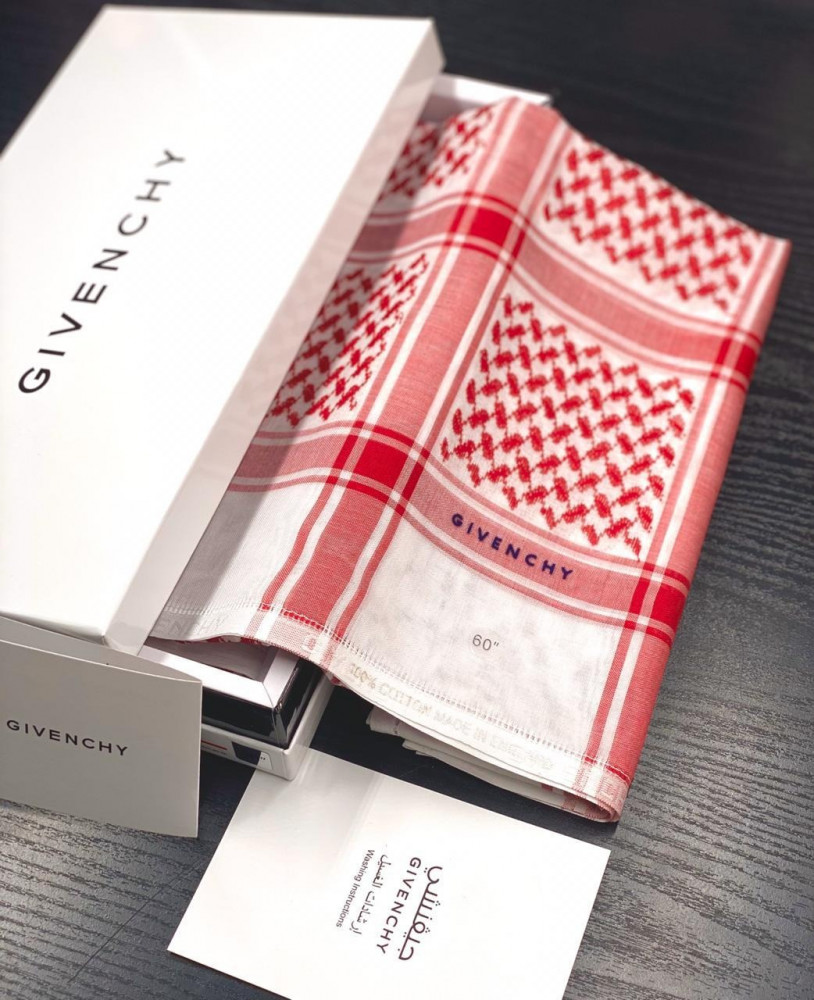 العرض الملكي الفاخر"جيفنشي"