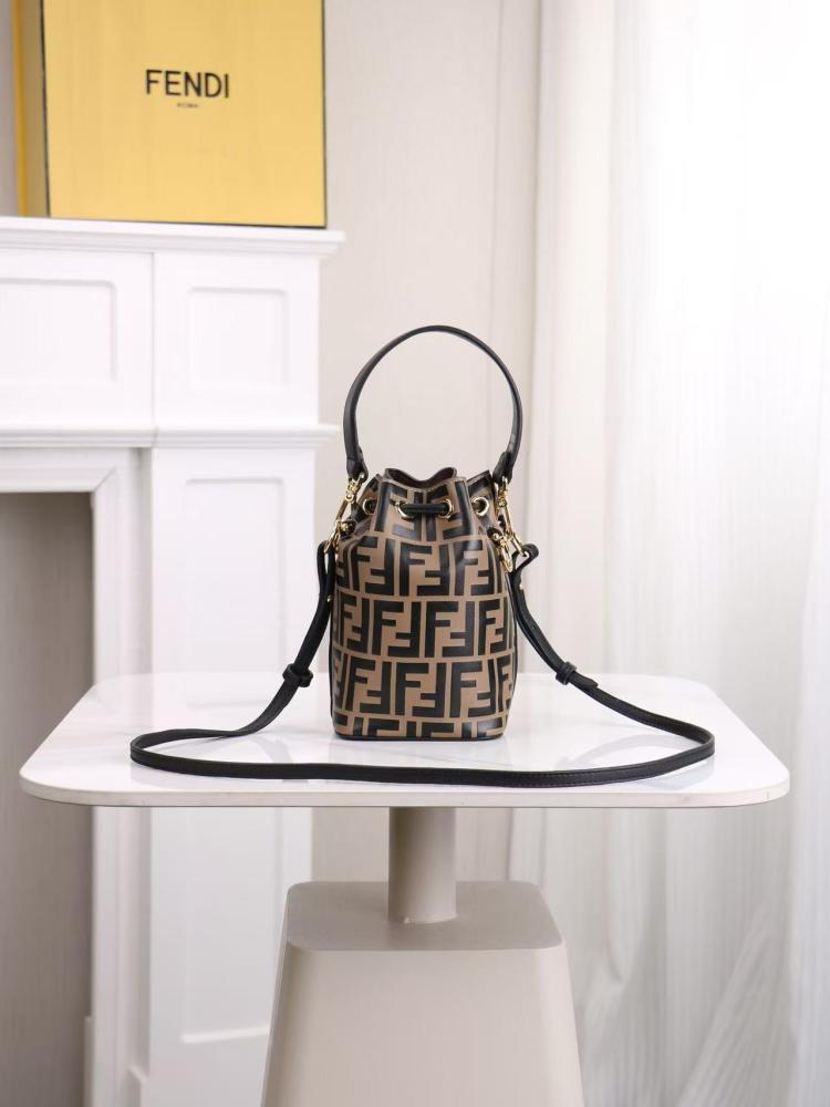 فندي Top