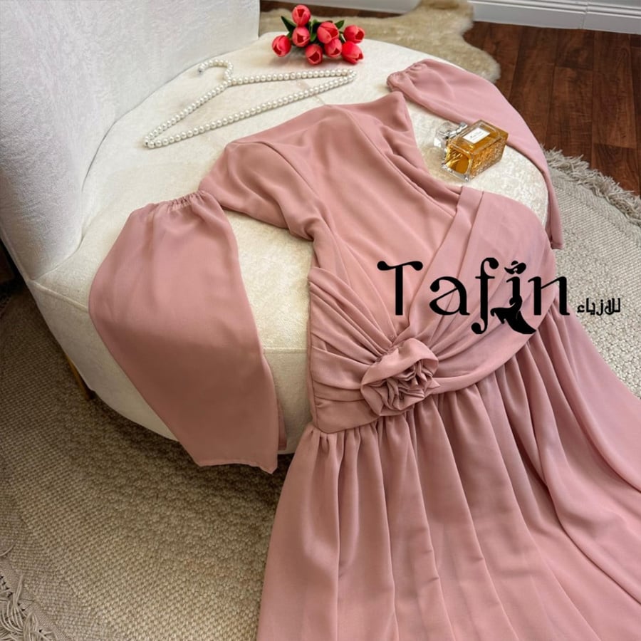 فستان جورجيت ناعم ومميز