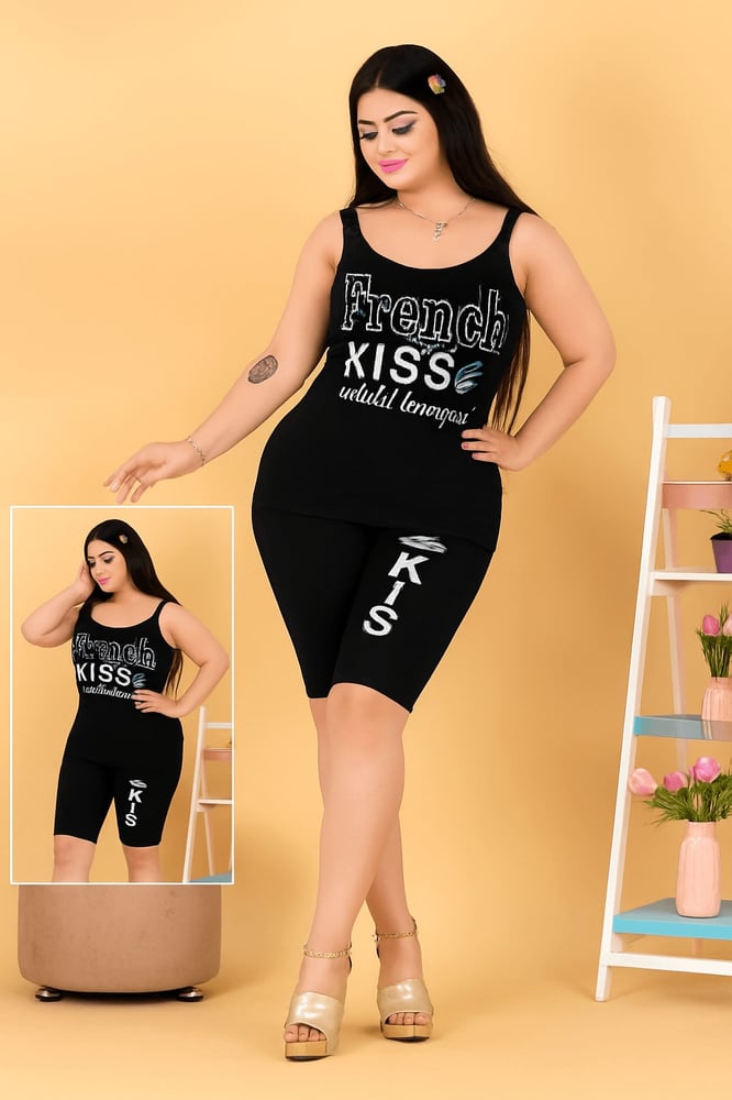 بدله رياضيه قطنيه مريحه بتصميم ضاغط انيق