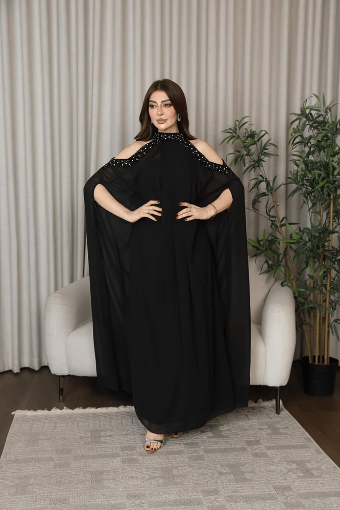 فستان سهره حوامل شيفون بكتف مكشوف