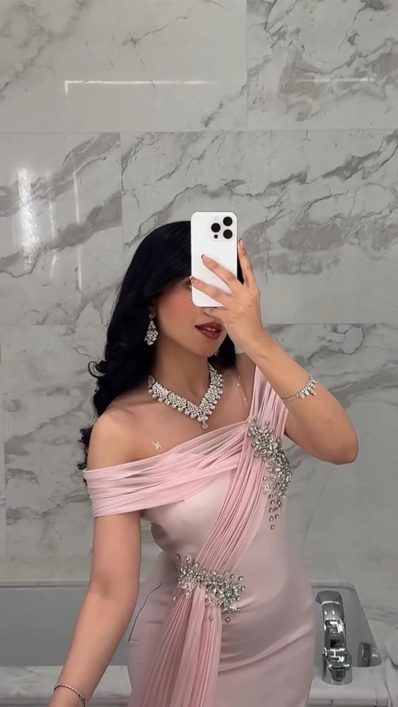 Evening dress Barbie with a prominent belt, slits, and accessories