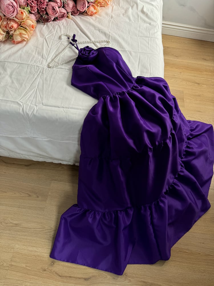 The most beautiful with the intense klosh and the matte lilac color