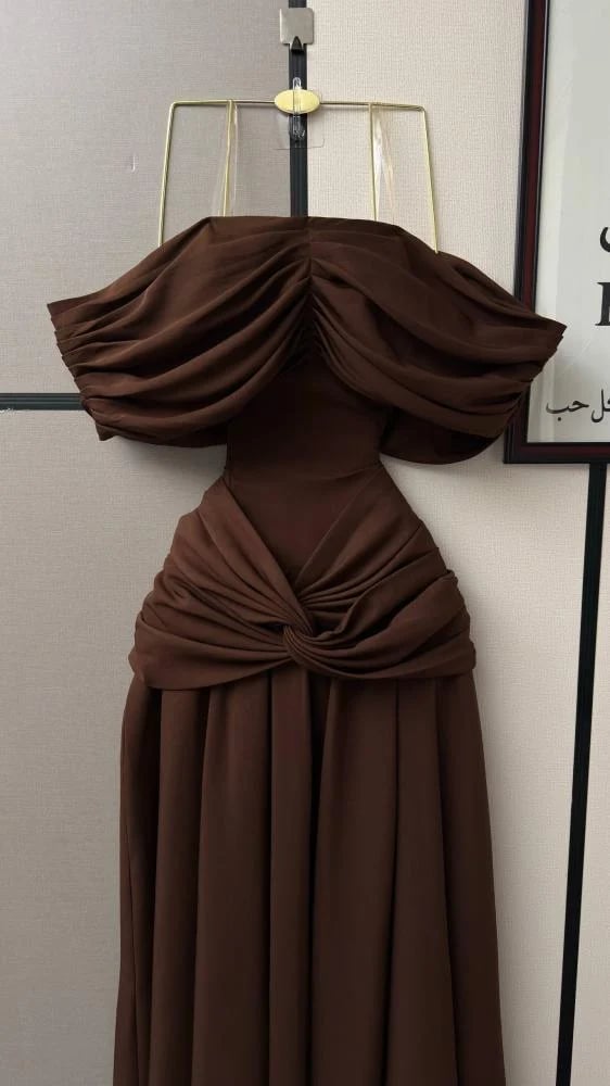 فستان بني فستان ناعم فستان جديد فستان راقي فستان فرح فستان راقي