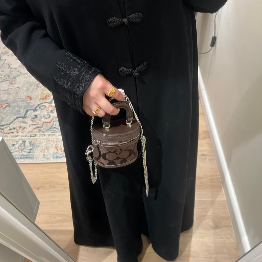 L28