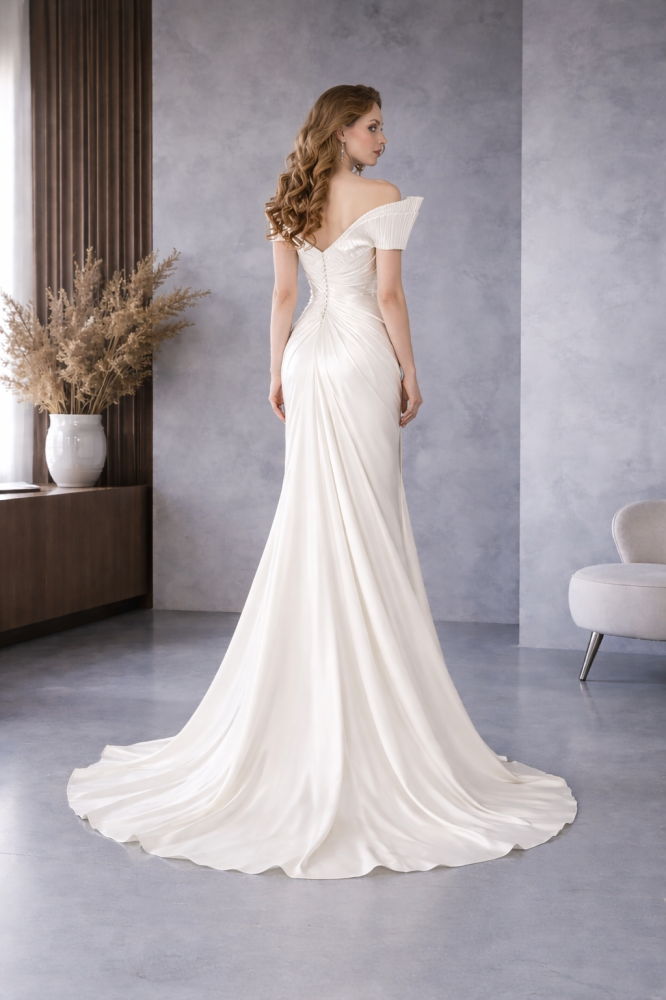 فستان سهرة أوف وايت