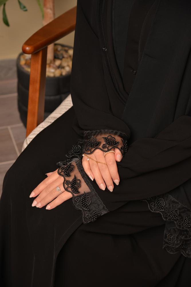 عباية لفتة