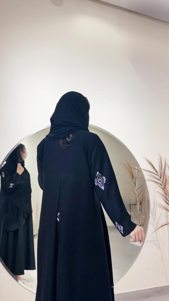 عباية بتيل