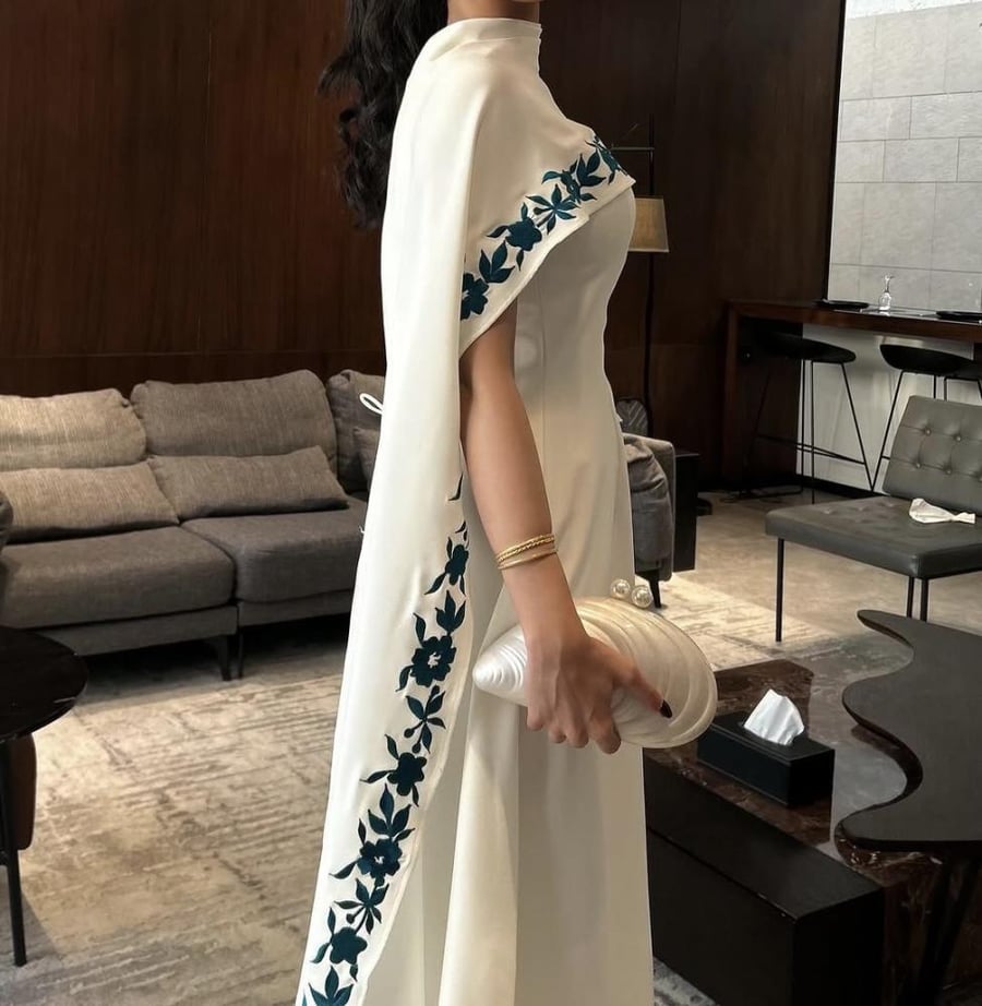 فستان إيثار